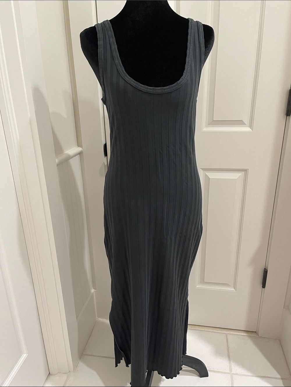 Aerie Ribbed Maxi Dress - Charcoal Gray 
Size M